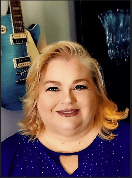 christina jewell headshot