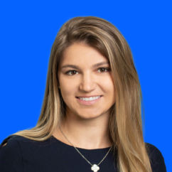 lauren dzialo headshot